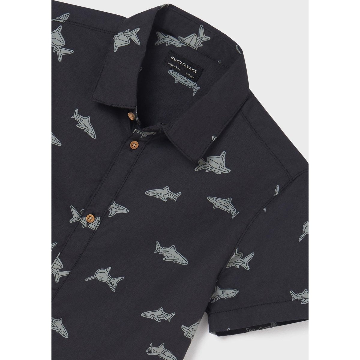 Nukutavake S/S Dress Shirt w/Shark Print _Dark Grey 6113 - 71 - NorthBoys
