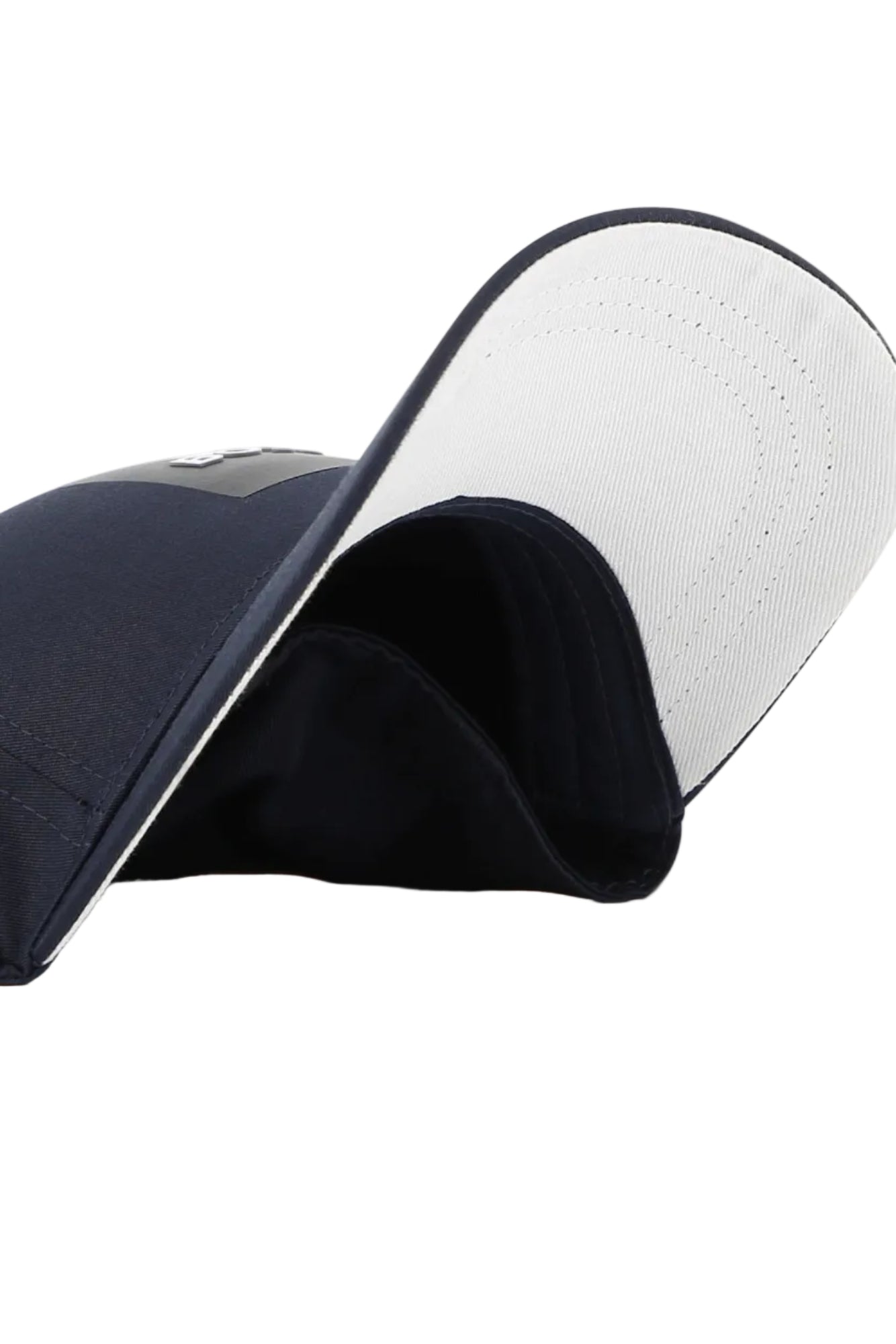 Hugo Boss Boys Polyester Twill Cap with Logo & Tricolor Braid_ J53166