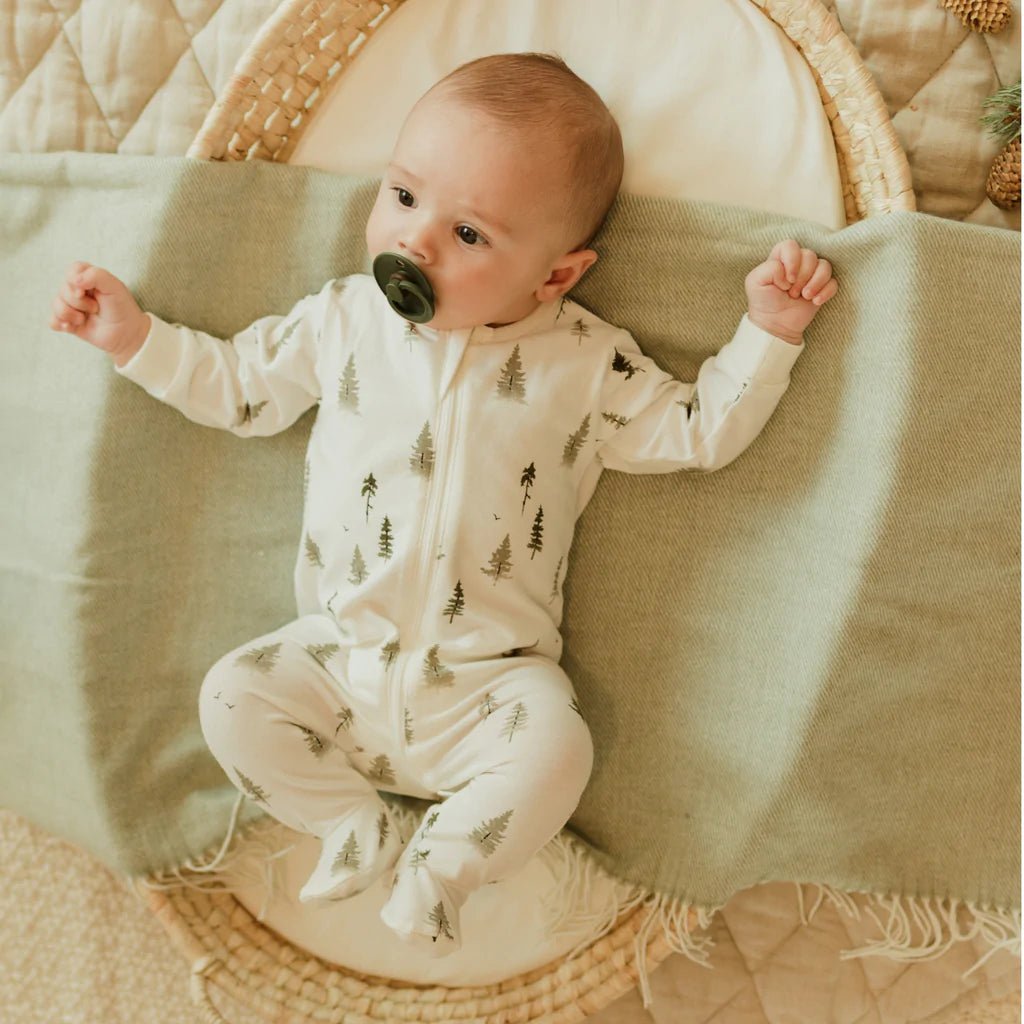 Petit Lem Baby Sleeper w/Leaf Print _Off White 22HRS62010 - 101 - NorthBoys